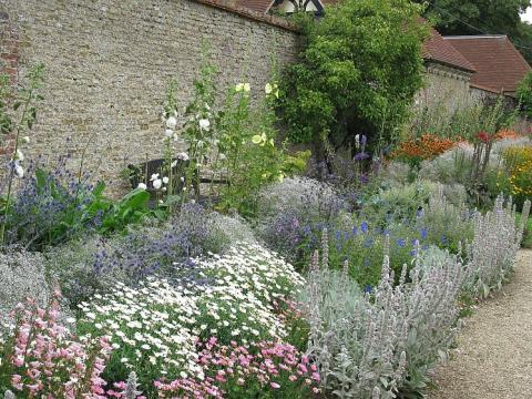 Losely Park U.K. juli 2011
